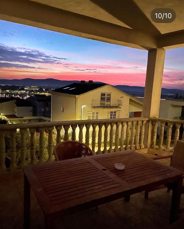 Apartmani Nina Sibenik Bagian luar foto
