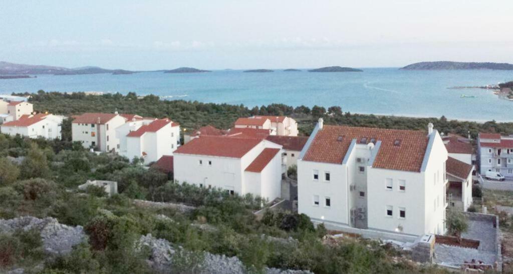 Apartmani Nina Sibenik Bagian luar foto