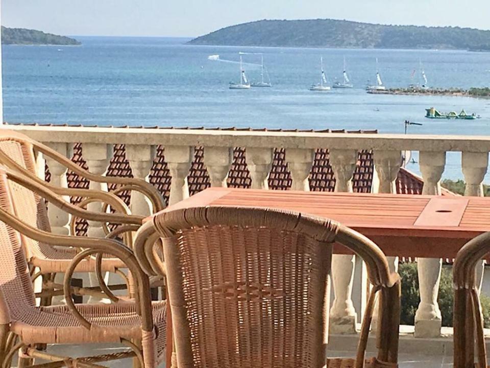 Apartmani Nina Sibenik Bagian luar foto